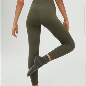 aerie offline legging bundle (black and green)